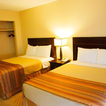 Airport Traveller'S Inn YYC Quarto foto