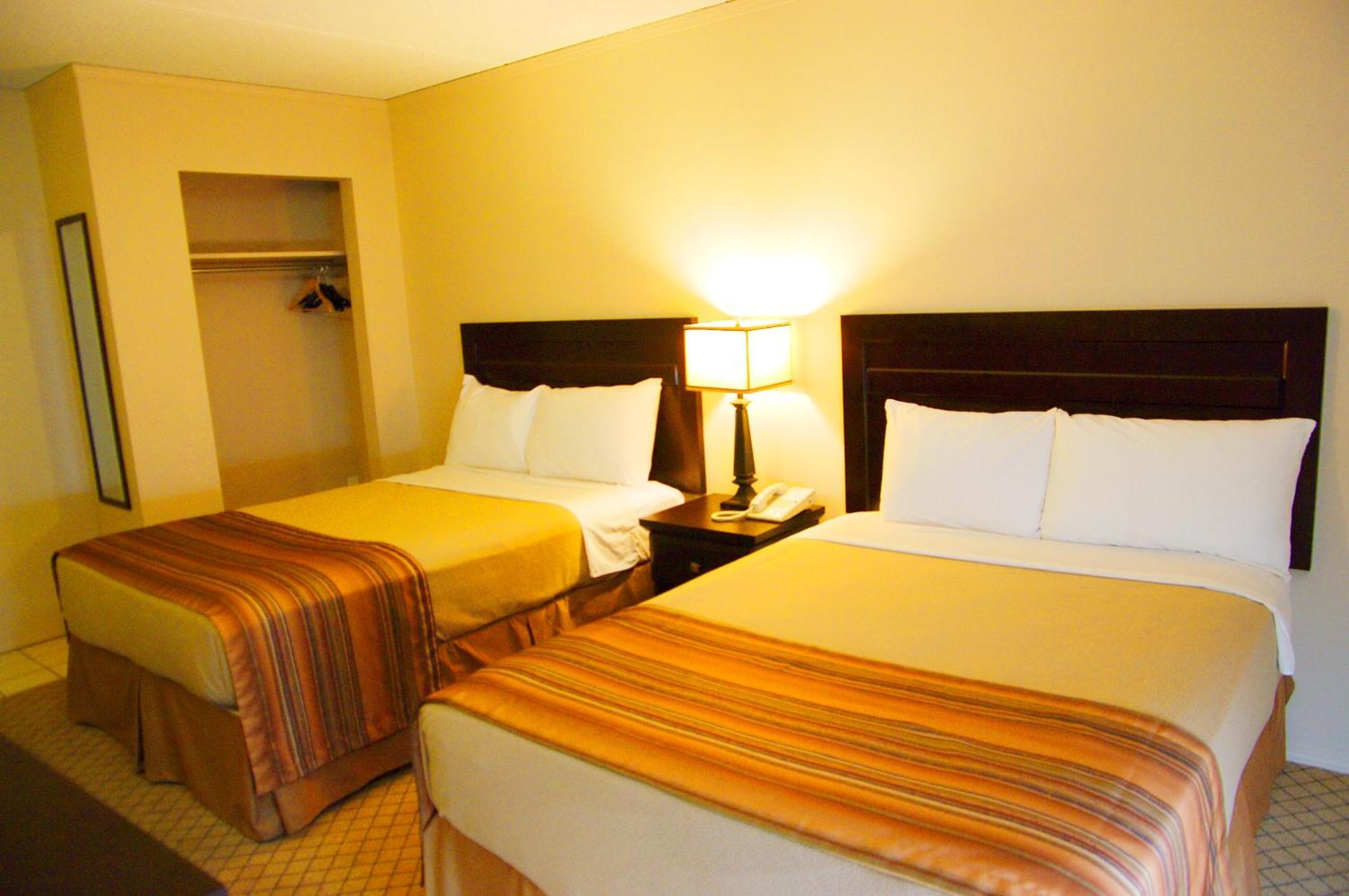 Airport Traveller'S Inn YYC Quarto foto