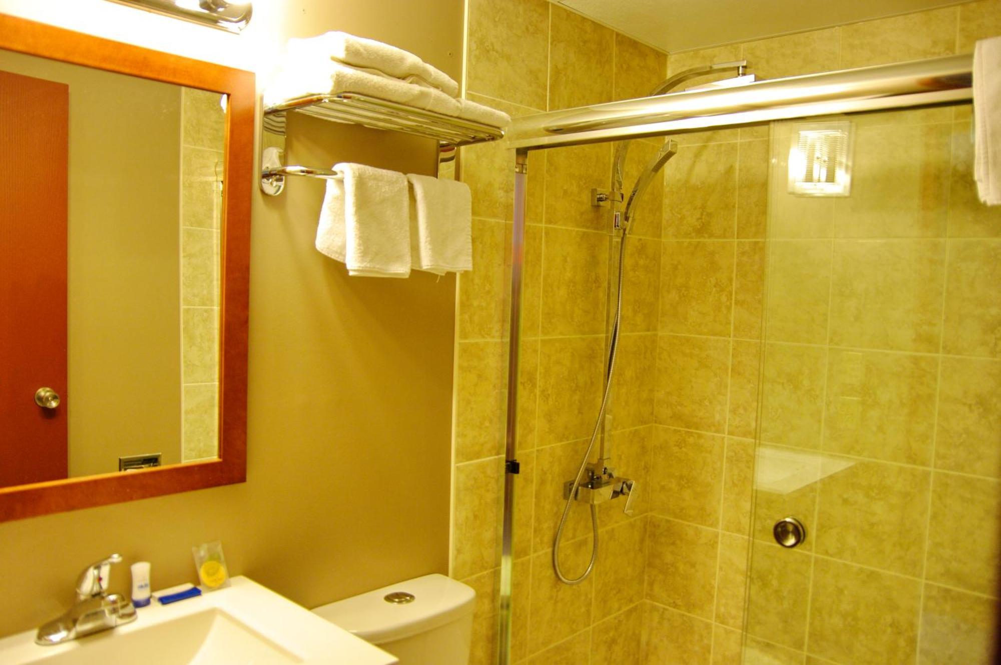 Airport Traveller'S Inn YYC Quarto foto