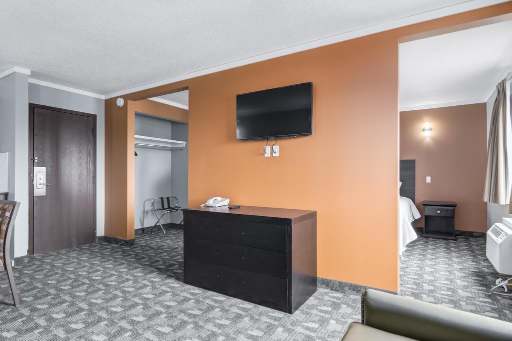 Airport Traveller'S Inn YYC Quarto foto