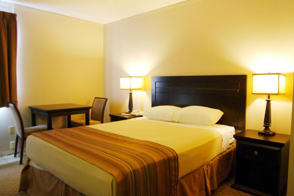 Airport Traveller'S Inn YYC Quarto foto
