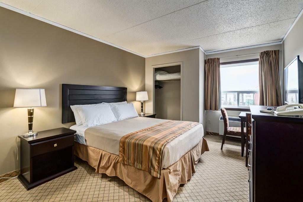 Airport Traveller'S Inn YYC Exterior foto