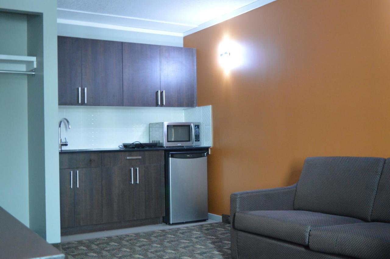 Airport Traveller'S Inn YYC Exterior foto