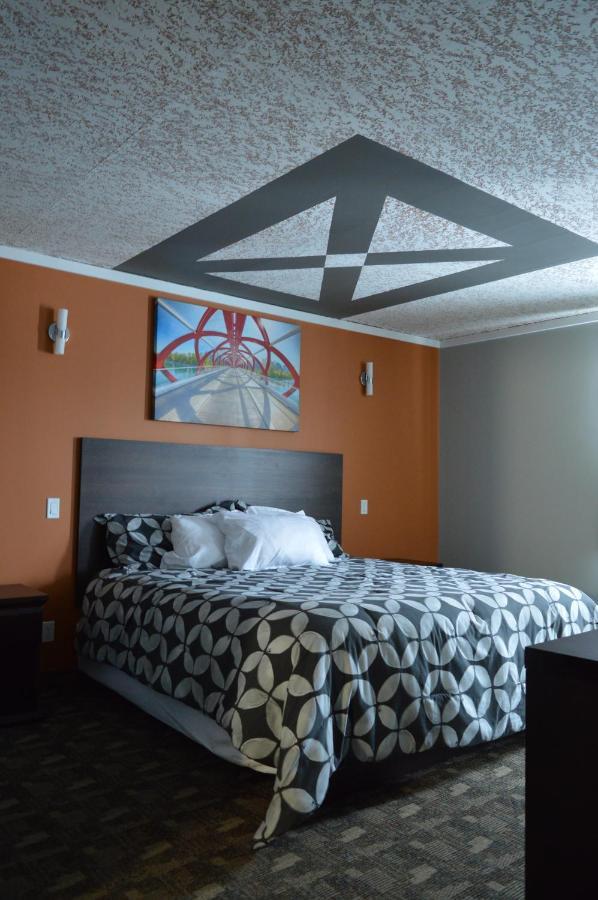 Airport Traveller'S Inn YYC Exterior foto